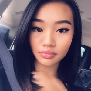 Meet your Posher, Charlize